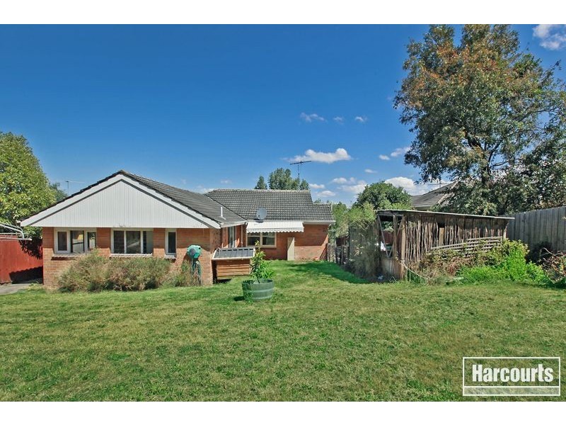 9 Gardenia Street, Pakenham VIC 3810