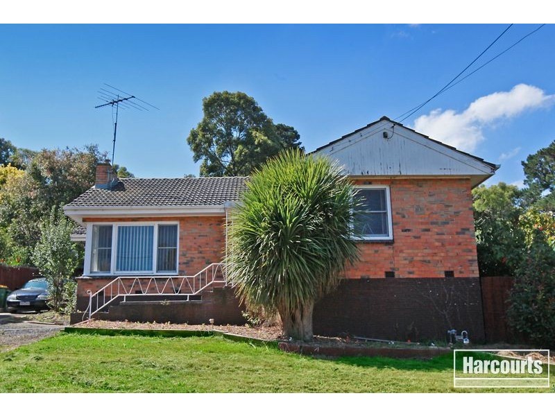 9 Gardenia Street, Pakenham VIC 3810