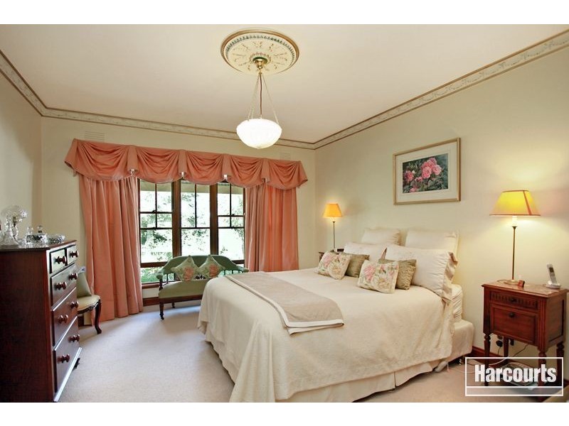 23 Pinehill Drive, Pakenham VIC 3810