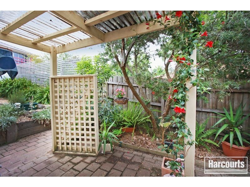 4 Highland Drive, Pakenham VIC 3810