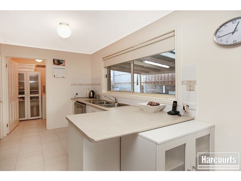 8/18 Ben Drive, Pakenham VIC 3810