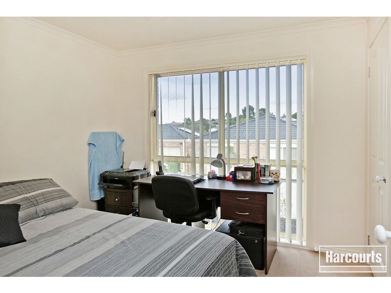 8/18 Ben Drive, Pakenham VIC 3810