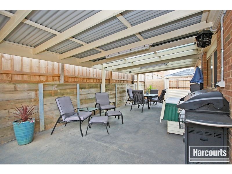 8/18 Ben Drive, Pakenham VIC 3810