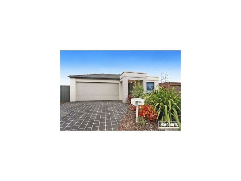 3 Orchard Valley Avenue, Pakenham VIC 3810