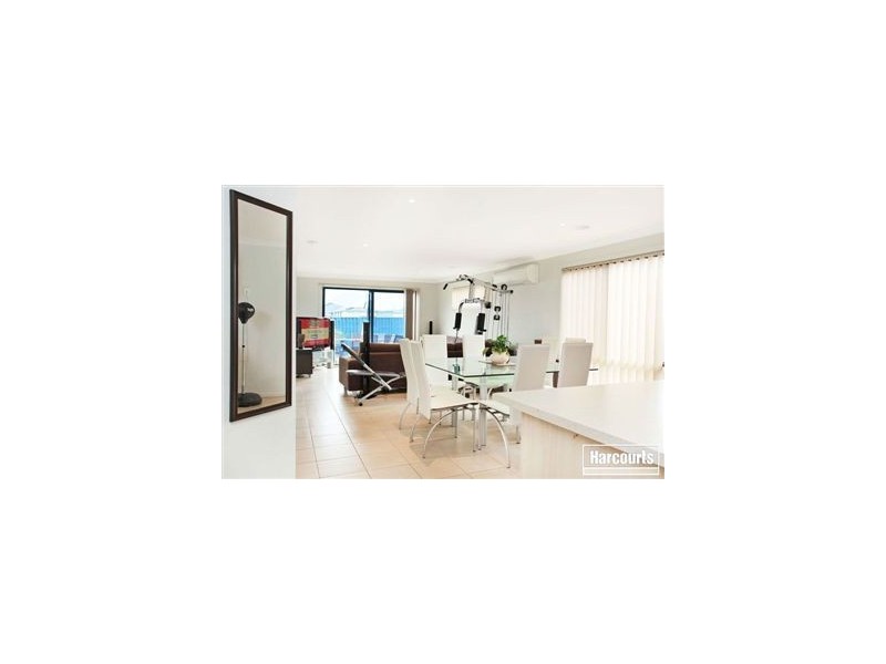 3 Orchard Valley Avenue, Pakenham VIC 3810