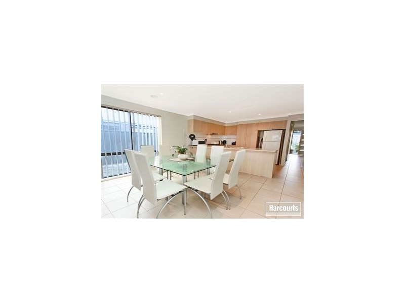 3 Orchard Valley Avenue, Pakenham VIC 3810