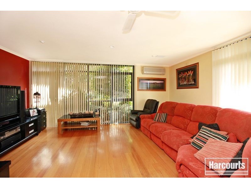 4 Gardenia Street, Pakenham VIC 3810