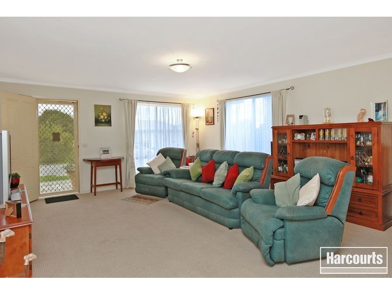 39 Maria Crescent, Pakenham VIC 3810