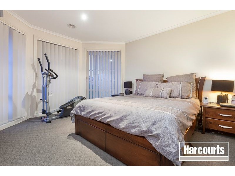 83 Manna Gum Drive, Pakenham VIC 3810