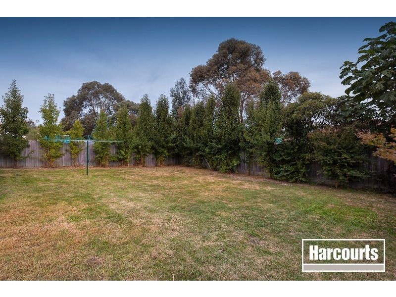 83 Manna Gum Drive, Pakenham VIC 3810