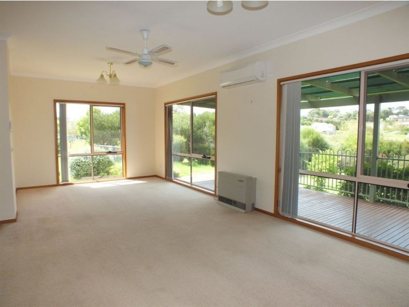 144 Army Road, Pakenham VIC 3810
