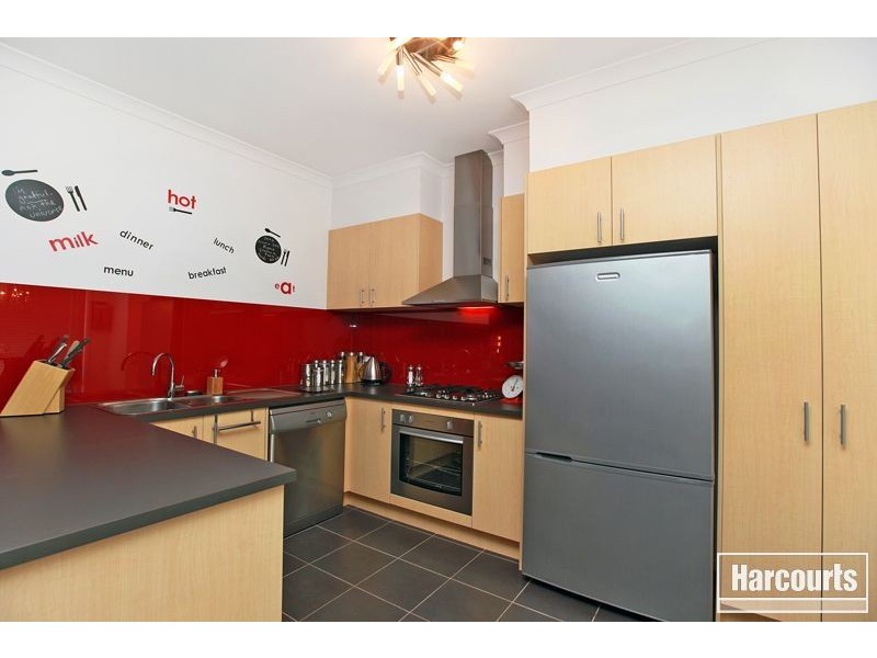 8 Paxton Link, Pakenham VIC 3810