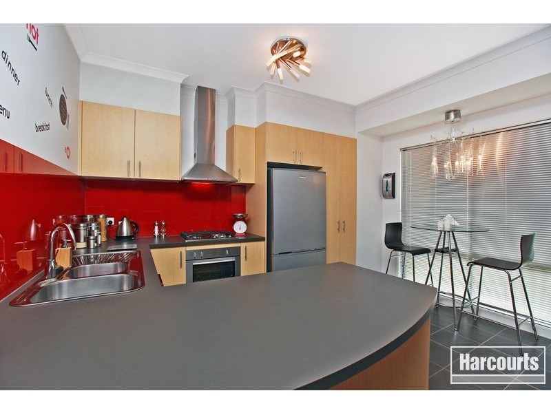 8 Paxton Link, Pakenham VIC 3810