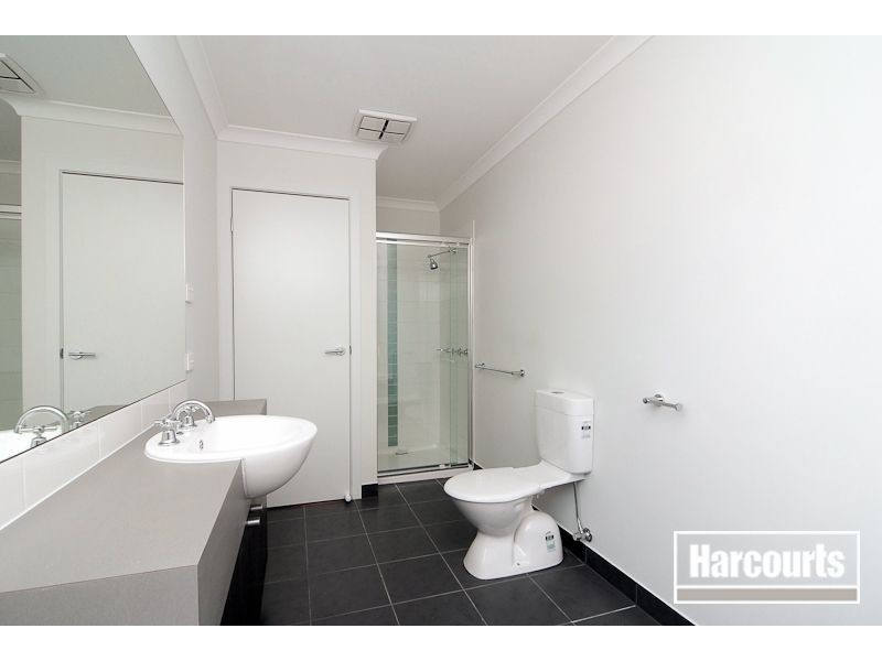 41 Victory Drive, Pakenham VIC 3810