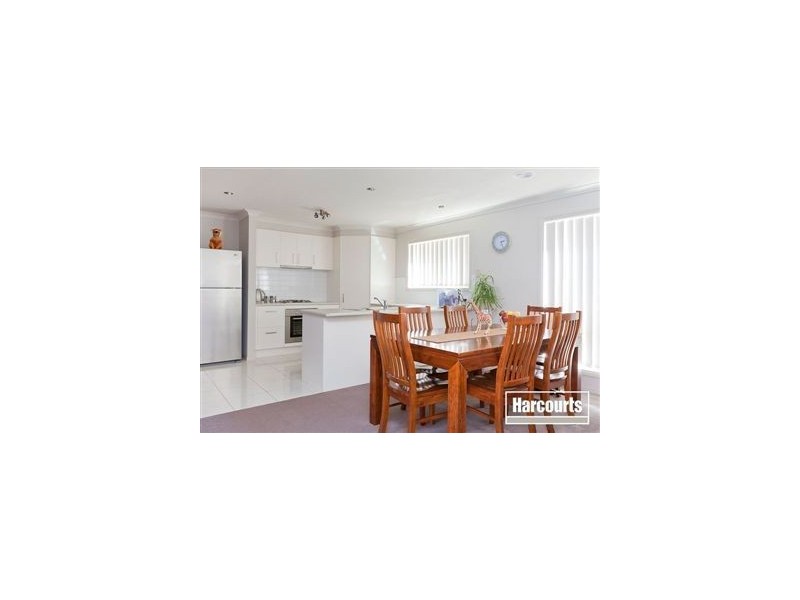 14 Laurina Link, Pakenham VIC 3810