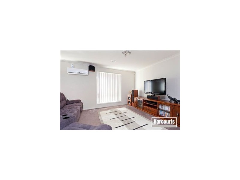 14 Laurina Link, Pakenham VIC 3810