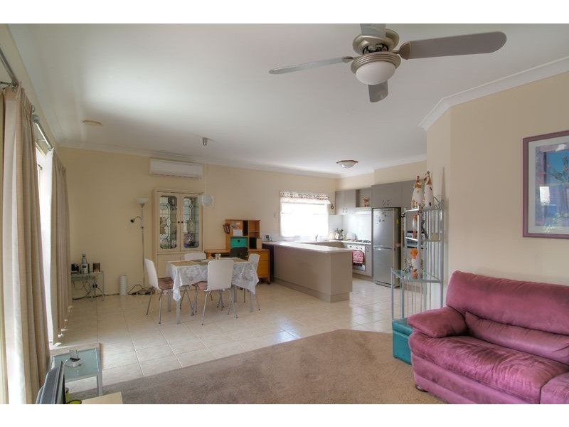 21 Ironbark Cct, Pakenham VIC 3810