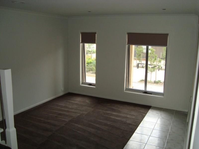 3 Egret Way, Pakenham VIC 3810