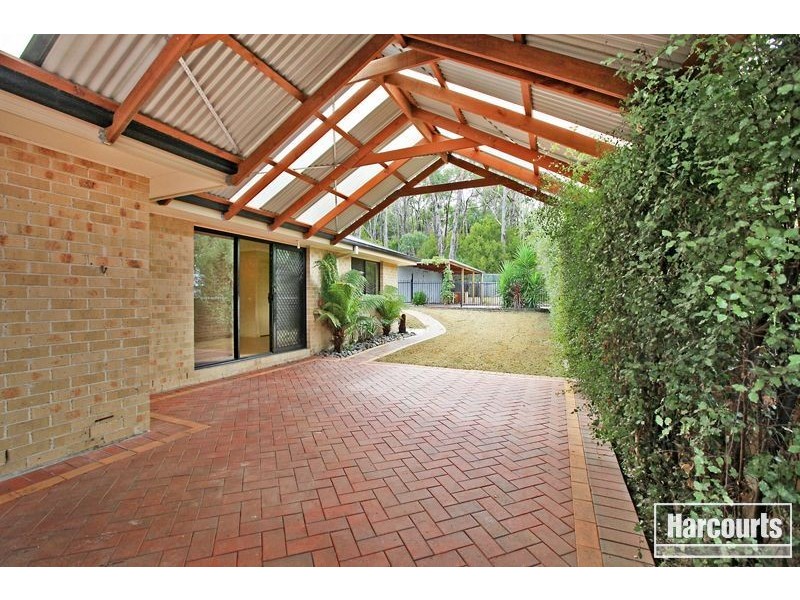 24 Donday Court, Pakenham VIC 3810