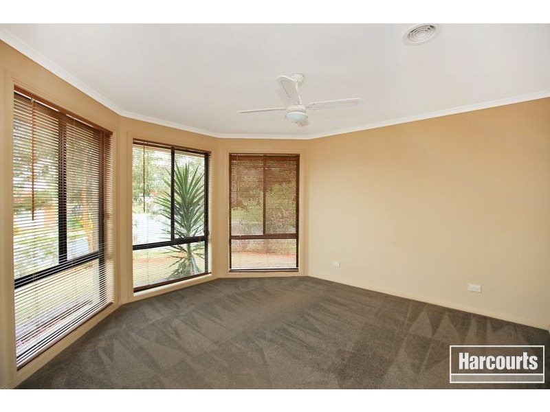 24 Donday Court, Pakenham VIC 3810