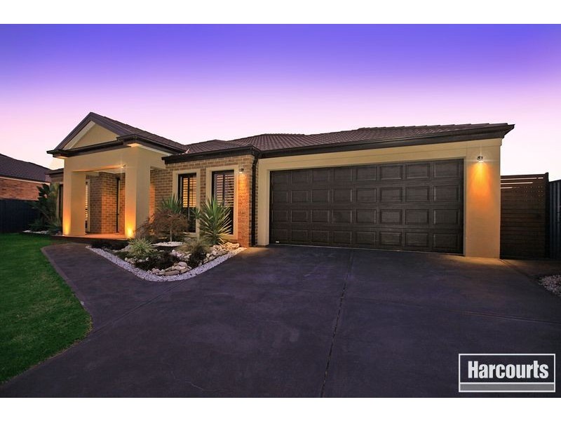 3 Radiata Circuit, Pakenham VIC 3810
