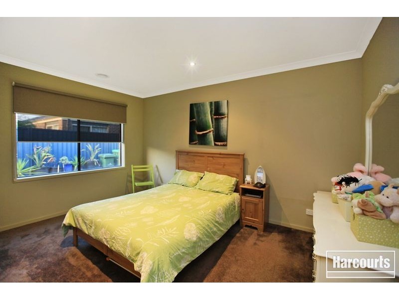 3 Radiata Circuit, Pakenham VIC 3810
