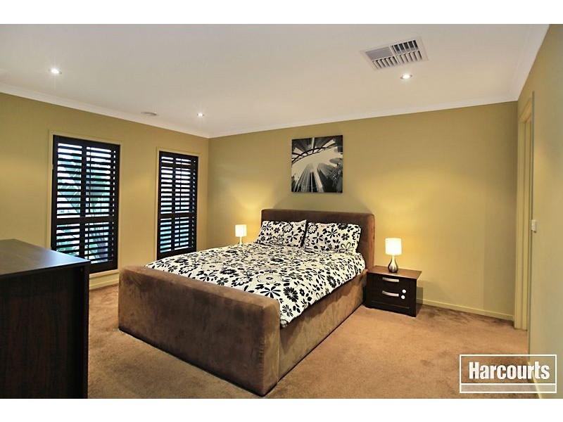 3 Radiata Circuit, Pakenham VIC 3810