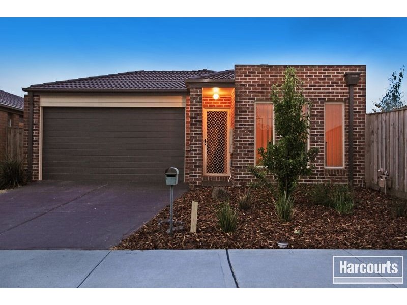 7 Cascade Way, Pakenham VIC 3810