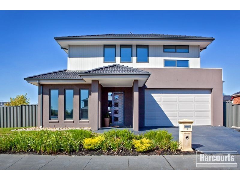 6 Hunter Lane, Pakenham VIC 3810