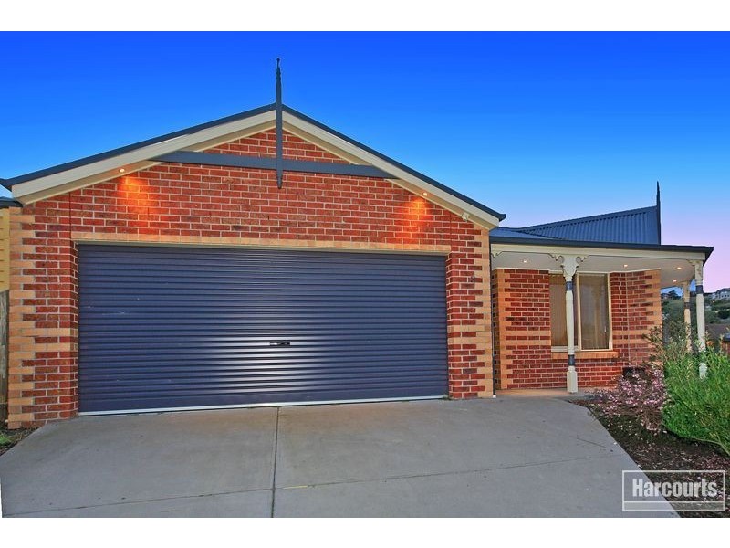 2 Samchelle Place, Pakenham VIC 3810