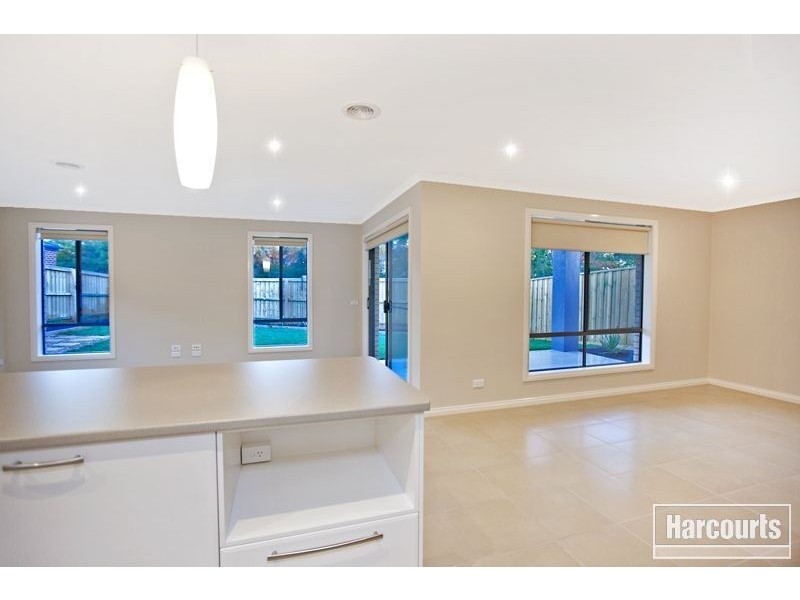 39 Stanhope Place, Pakenham VIC 3810