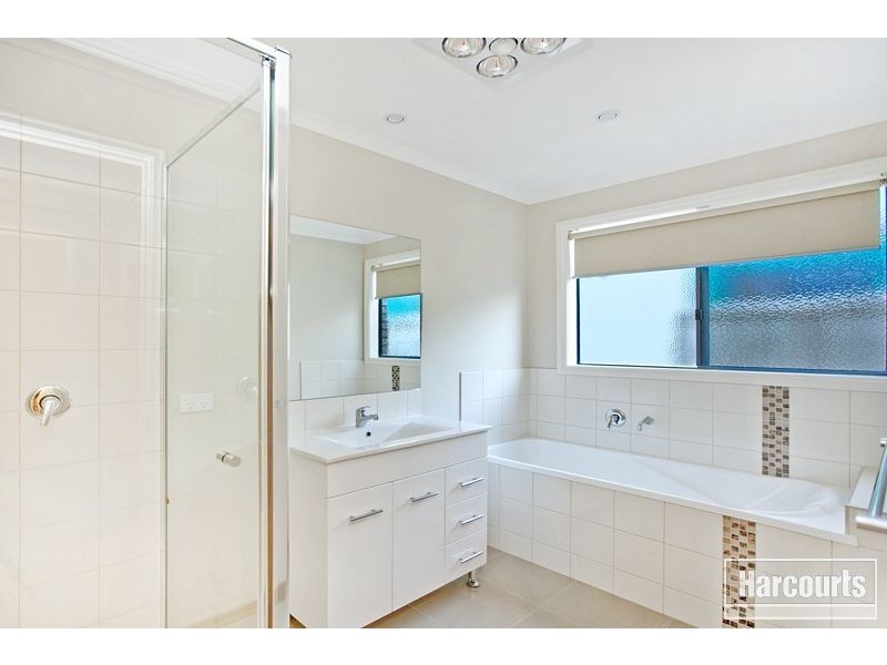 39 Stanhope Place, Pakenham VIC 3810