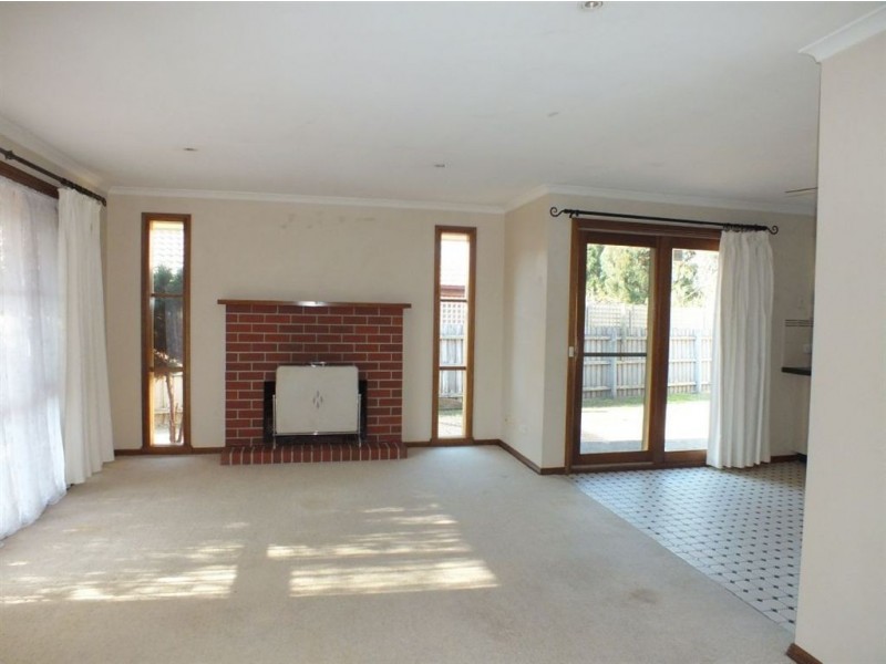 11 Bysouth Court, Pakenham VIC 3810