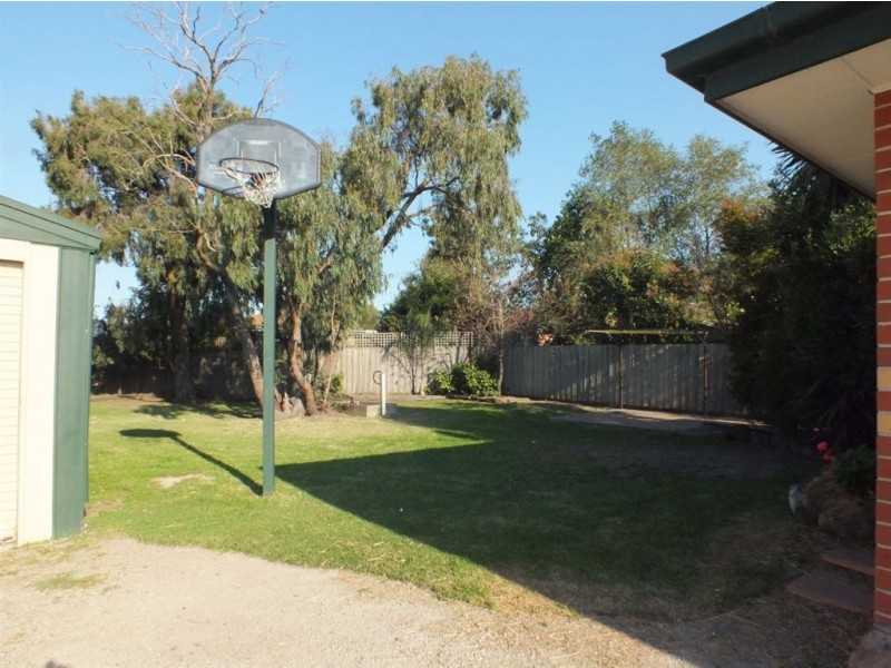 11 Bysouth Court, Pakenham VIC 3810