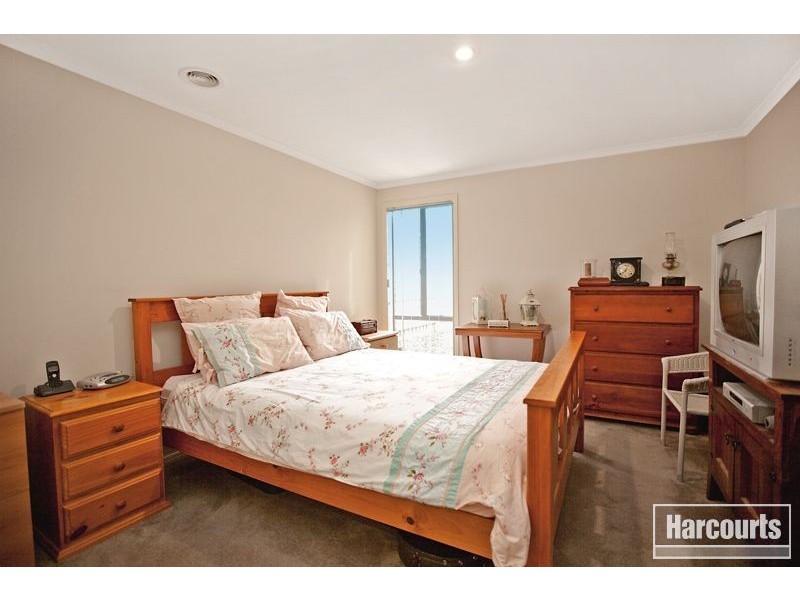 86 Melissa Way, Pakenham VIC 3810