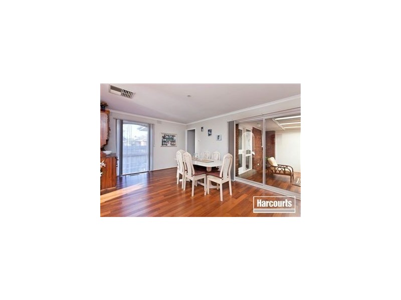 38 Mahon Crescent, Narre Warren VIC 3805