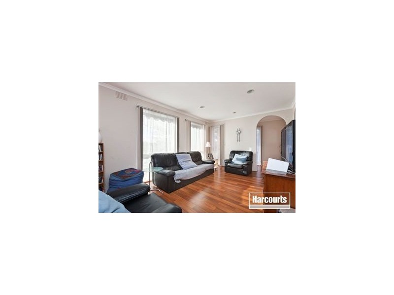 38 Mahon Crescent, Narre Warren VIC 3805
