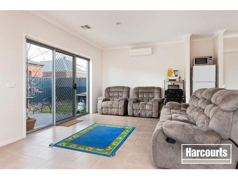 3 Laurina Link, Pakenham VIC 3810