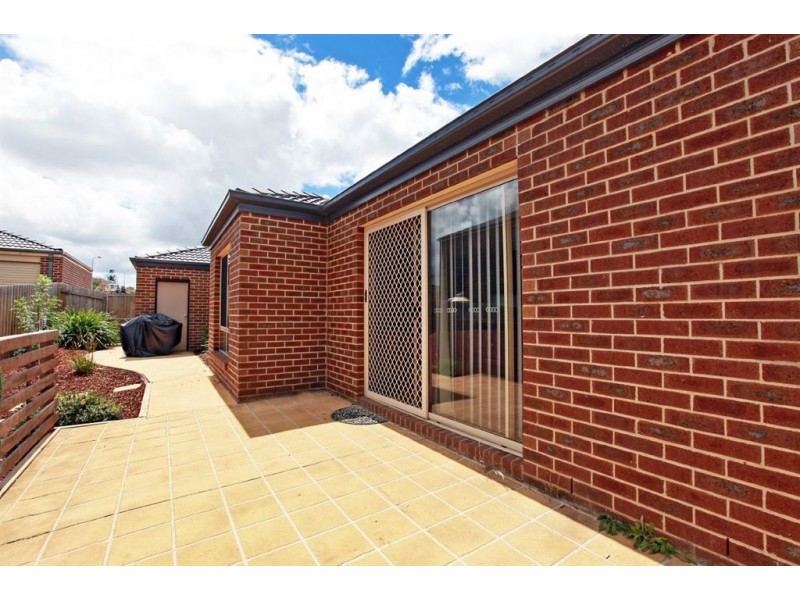 23 Manna Gum Drive, Pakenham VIC 3810