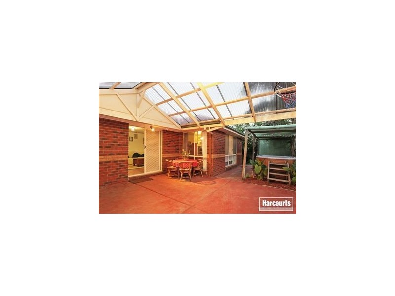 15 Mahogany Court, Pakenham VIC 3810