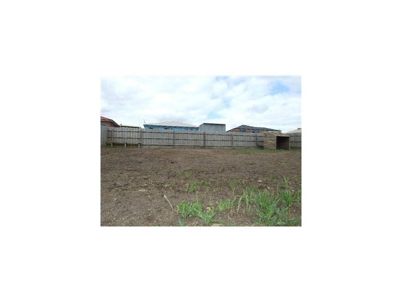 5 Blue Gum Court, Pakenham VIC 3810