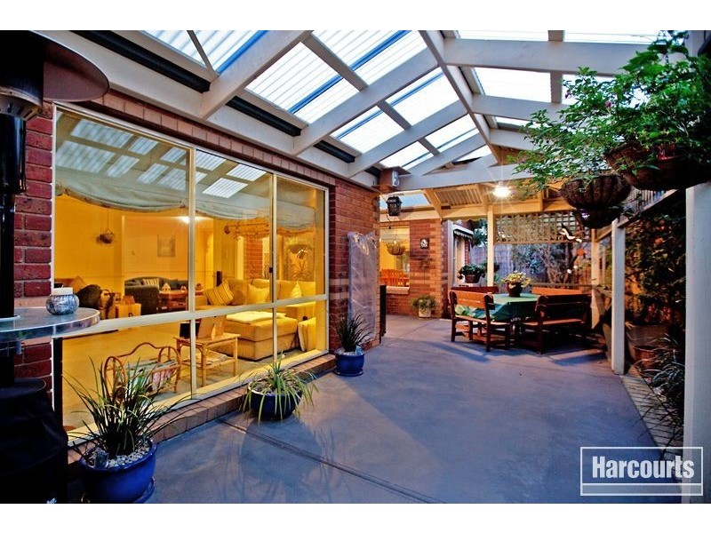 40 Balmoral Way, Pakenham VIC 3810