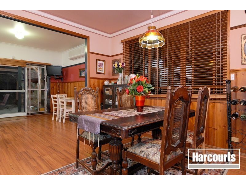 4 Meeking Drive, Pakenham VIC 3810