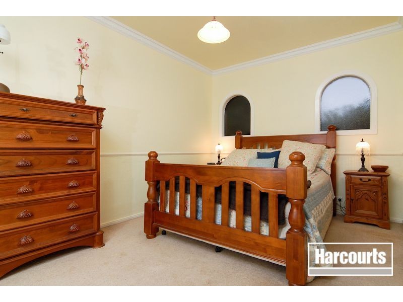 4 Meeking Drive, Pakenham VIC 3810