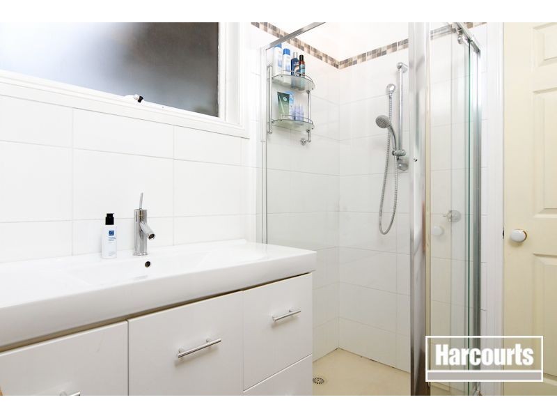 4 Meeking Drive, Pakenham VIC 3810