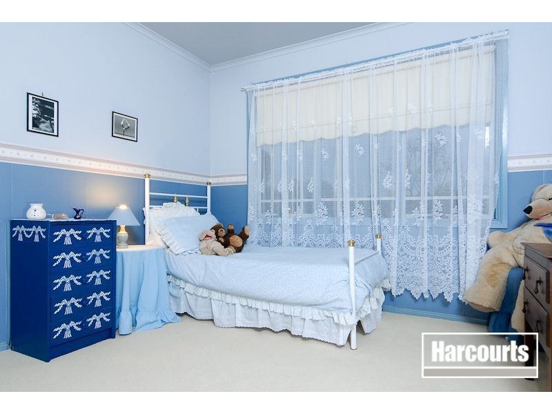 4 Meeking Drive, Pakenham VIC 3810