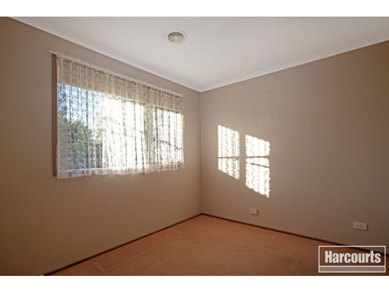 7 Templeton Crescent, Pakenham VIC 3810