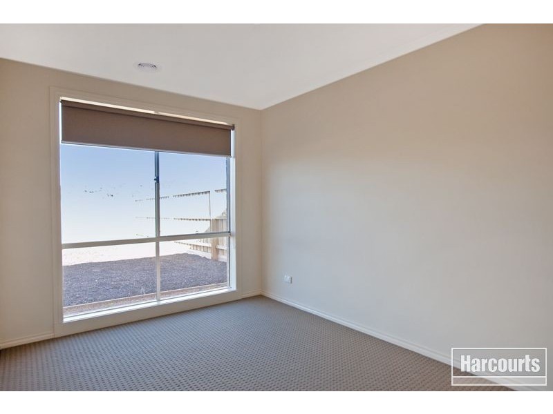 9 Ash Crescent, Pakenham VIC 3810