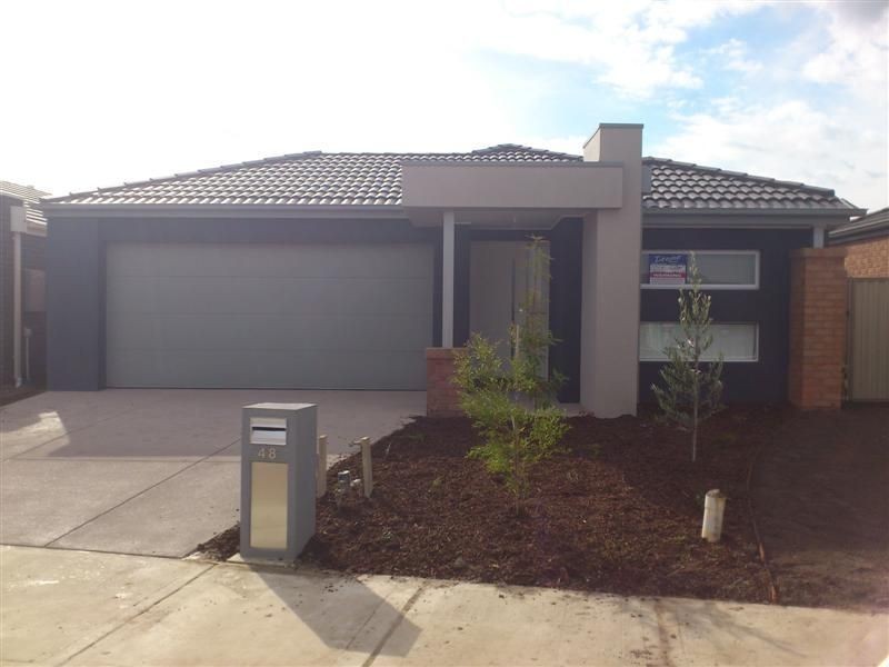 48 Serenity Street, Pakenham VIC 3810
