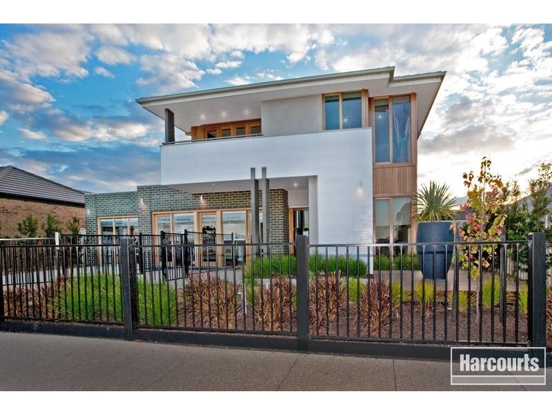 3 Caversham Drive, Pakenham VIC 3810